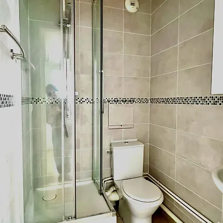 Apartment Pres De Paris, Bel Entier De 3 Pieces Avec Parking